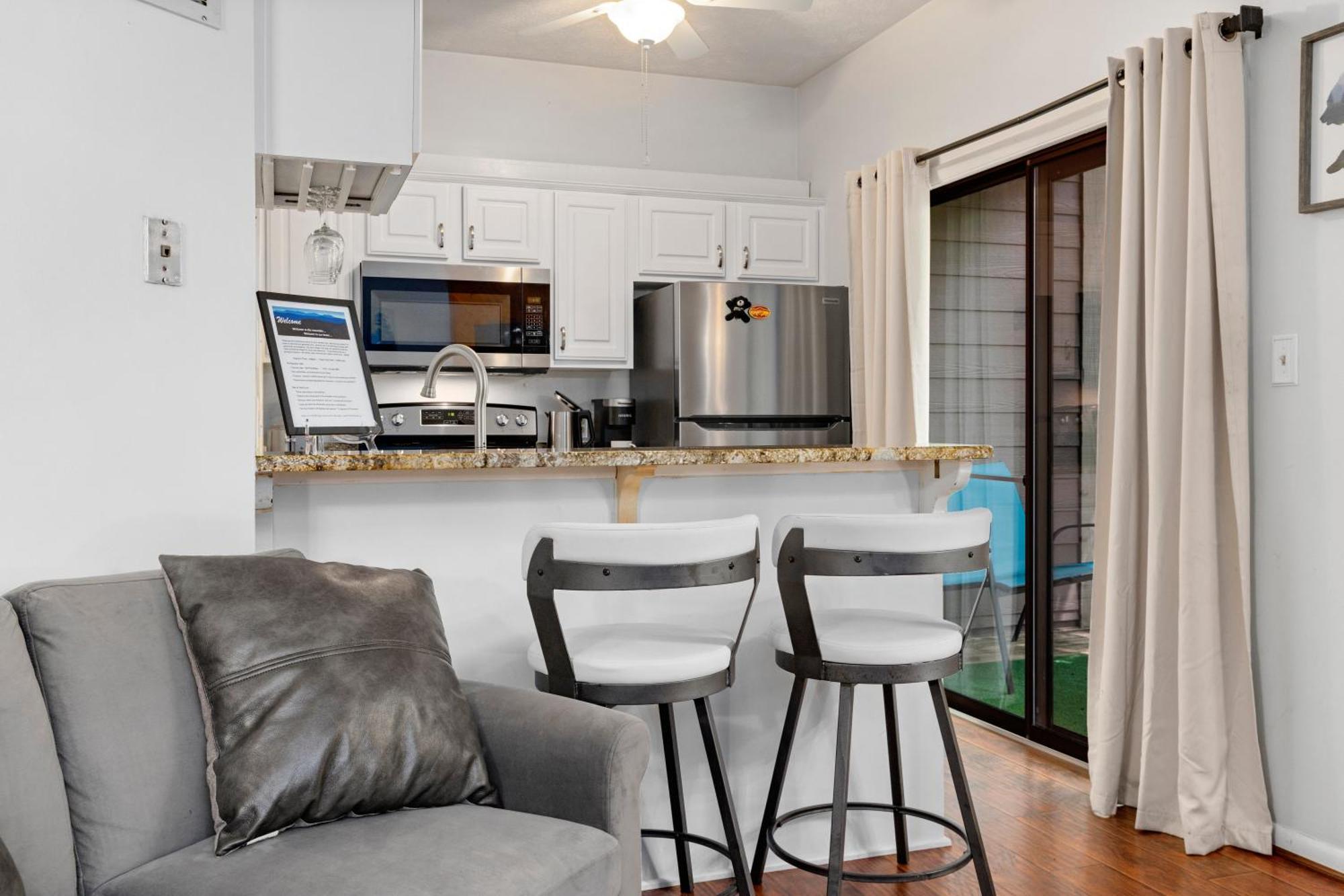 Cozy Condo In Wintergreen Resort That Sleeps 4! Lyndhurst Exterior foto