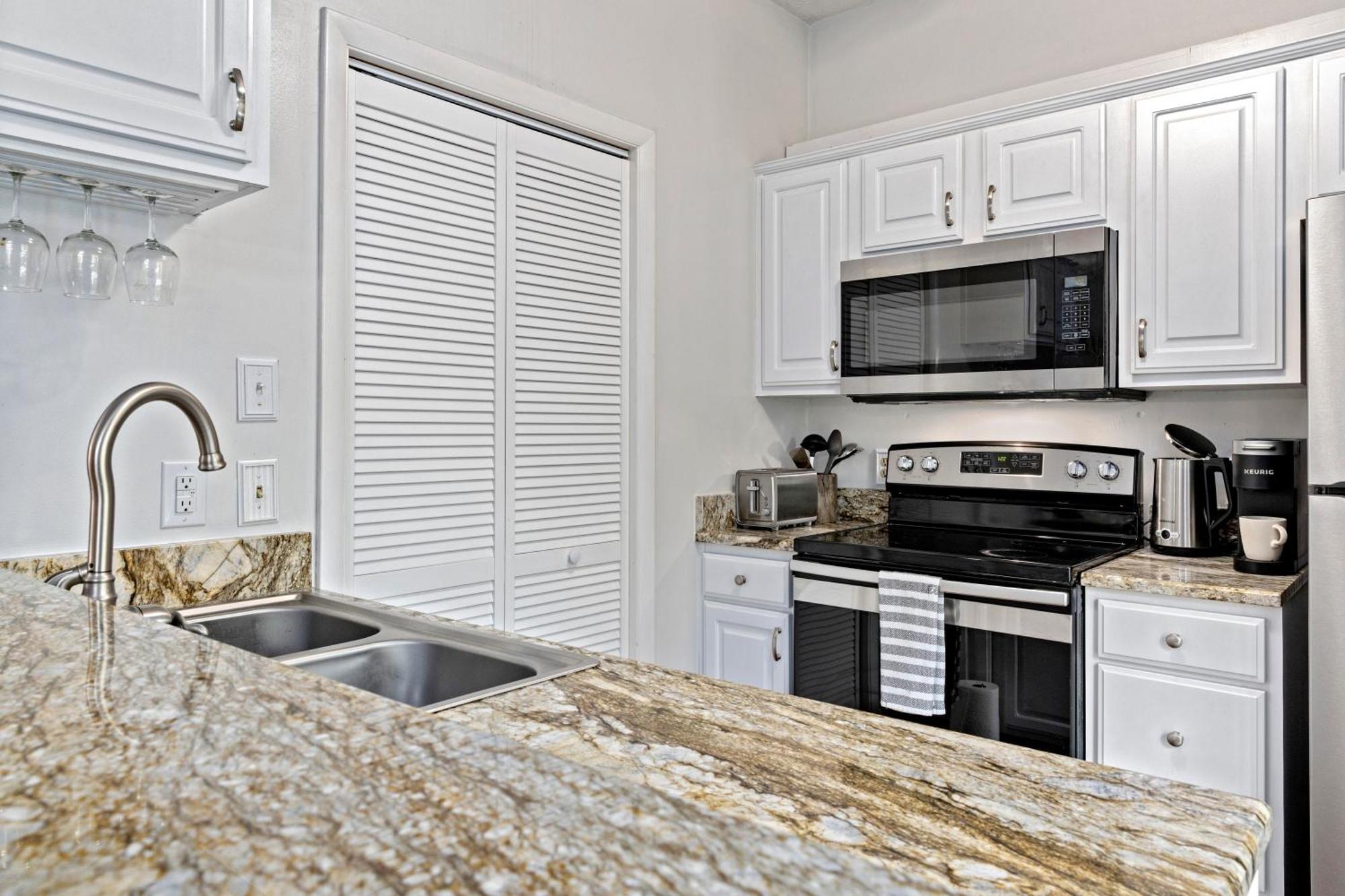 Cozy Condo In Wintergreen Resort That Sleeps 4! Lyndhurst Exterior foto